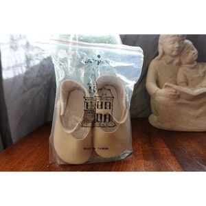 Vintage Playhouse doll shoes beige pretend play shoes‎